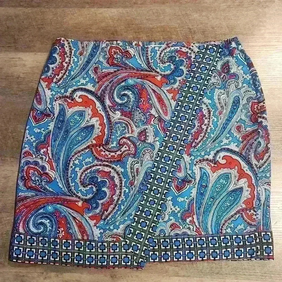 New York & Company Skirt.  NWT - Picture 1 of 3